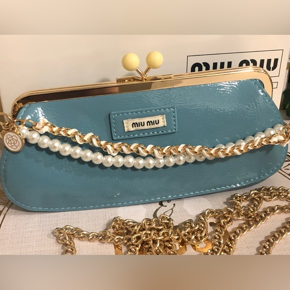 MIU MIU Patent Leather Robins Egg Clutch/Crossbody/Shoulder/Handbag *Restyled - Picture 3 of 14